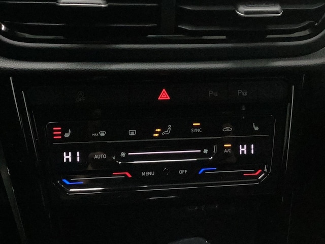 Volkswagen T-Roc 1.5 TSI DSG IQ.Drive R-Line