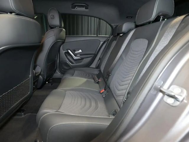 Mercedes-Benz A 180 Progressive