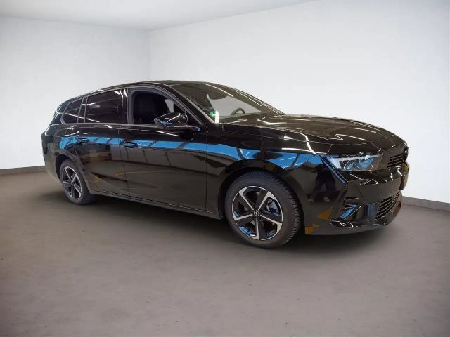 Opel Astra GS-Line Grand Sport