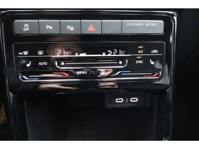 Volkswagen T-Cross DSG IQ.Drive R-Line