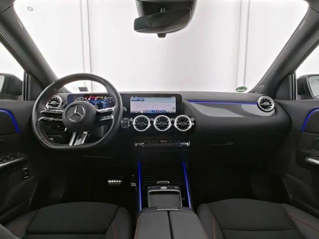 Mercedes-Benz GLA 220 4MATIC AMG Line