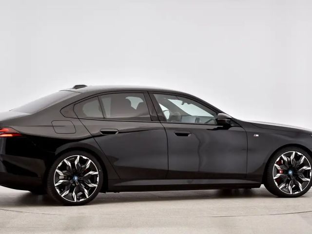 BMW i5 M60 Sedan xDrive