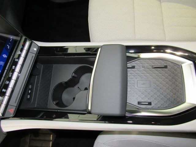 Renault Espace E-Tech Hybrid Iconic