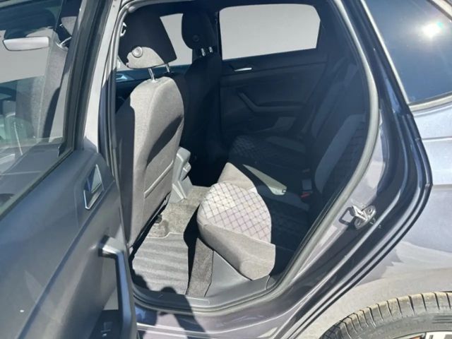 Volkswagen Polo 1.0 TSI DSG R-Line