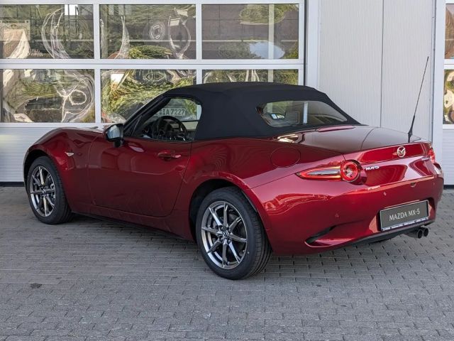 Mazda MX-5 Exclusive-line SkyActiv
