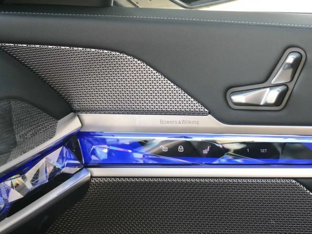 BMW 750 M-Sport Sedan xDrive