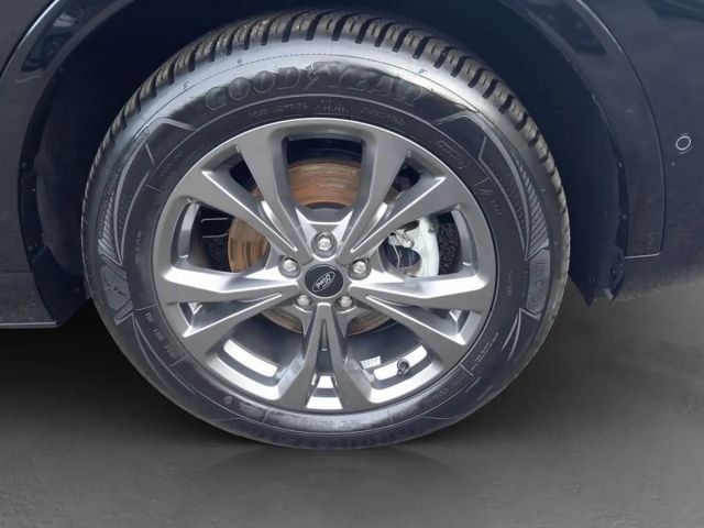 Ford Kuga Plug in Hybrid ST Line X