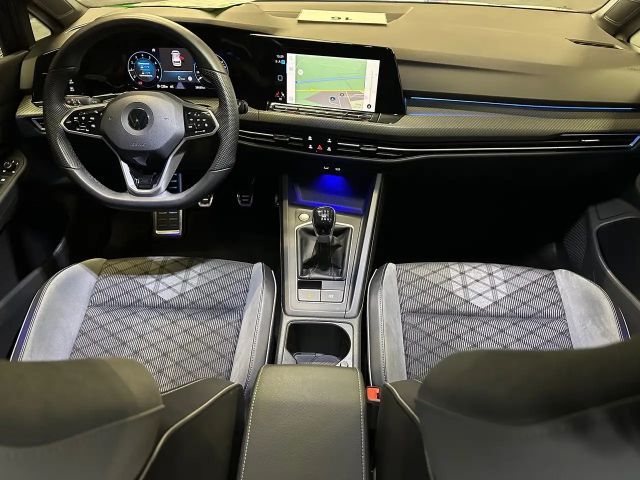 Volkswagen Golf 1.5 TSI R-Line