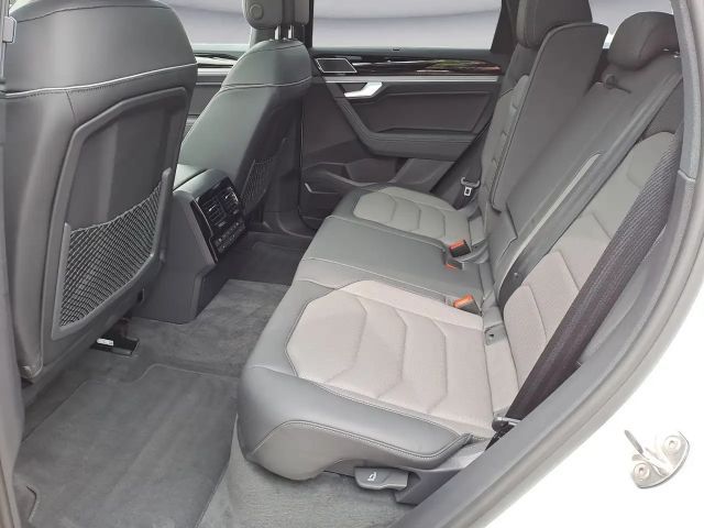 Volkswagen Touareg IQ.Drive R-Line