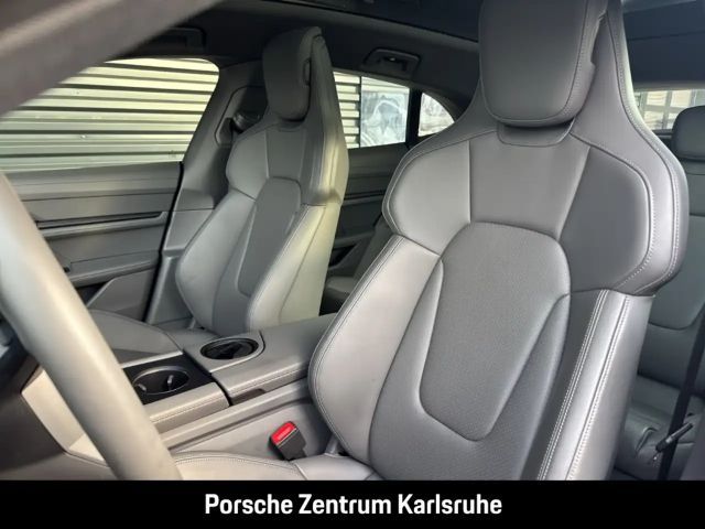 Porsche Taycan 4S Cross Turismo