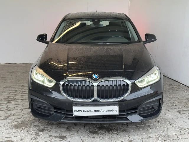 BMW 118 5-deurs Advantage pakket Sedan