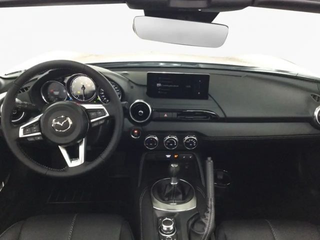 Mazda MX-5 Exclusive-line SkyActiv