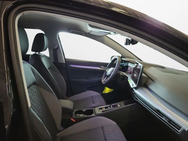 Volkswagen Golf 1.5 eTSI DSG Life