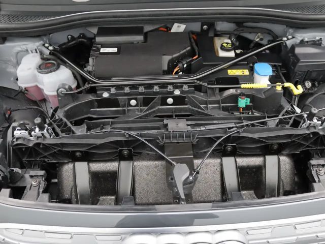 Audi Q4 e-tron advanced 45 / MMI-Navi plus, AHK, LED