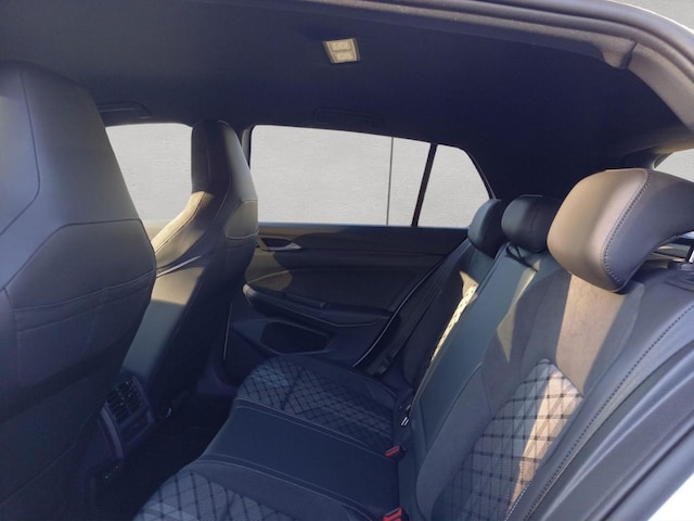 Volkswagen Golf 2.0 TDI DSG R-Line