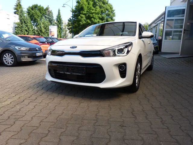Kia Rio Dream Team