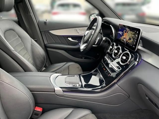 Mercedes-Benz GLC 300 4MATIC AMG Line
