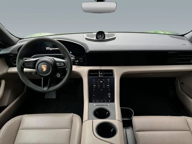 Porsche Taycan 4S Cross Turismo