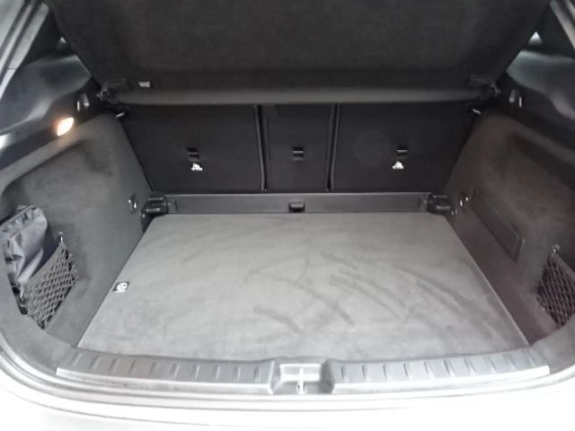 Mercedes-Benz GLA 180 Progressive