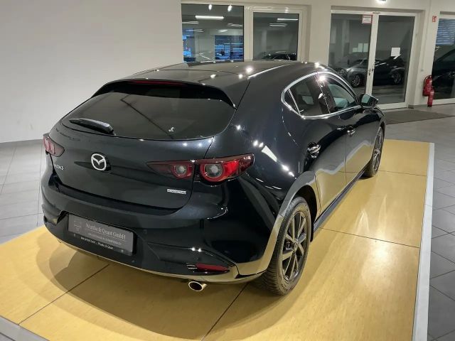 Mazda 3 Lim. 5-trg. Nagisa Automatik Winterräder