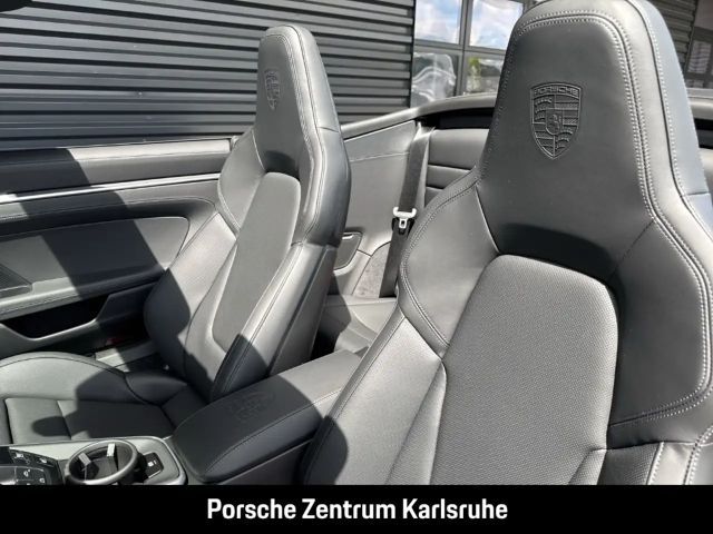 Porsche 992 Cabrio Carrera GTS