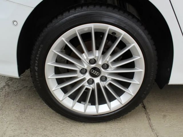 Audi A3 30 TFSI Sedan