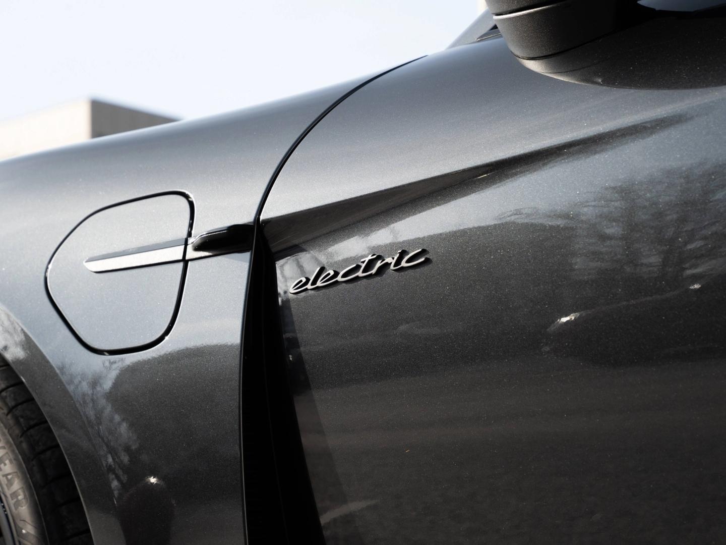 Porsche Taycan GTS Sport Turismo