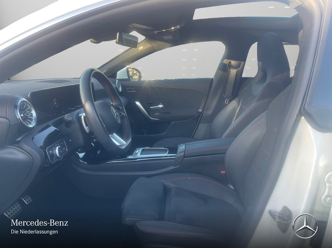 Mercedes-Benz CLA 200 AMG Line Shooting Brake