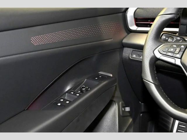 Volkswagen T-Roc 1.5 eTSI DSG R-Line