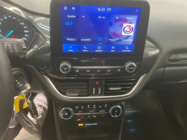 Ford Puma EcoBoost Limited Titanium