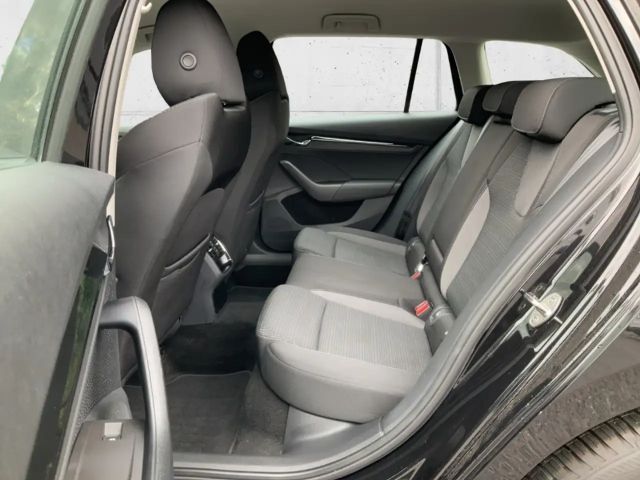 Skoda Octavia 2.0 TDI Ambition Combi