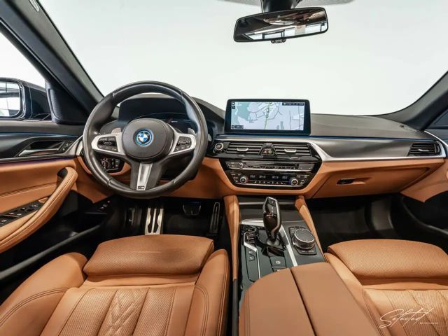 BMW 530 530e M-Sport Sedan xDrive