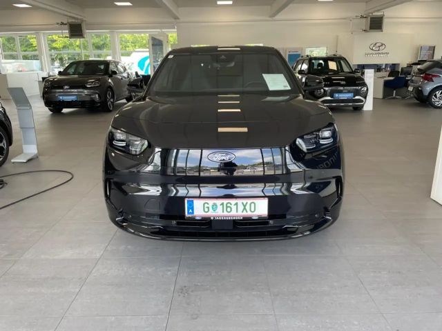 Ford Capri AWD Extended range Premium