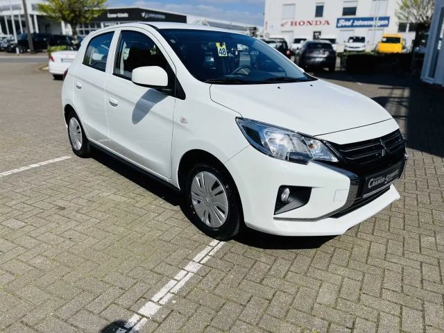 Mitsubishi Space Star Star