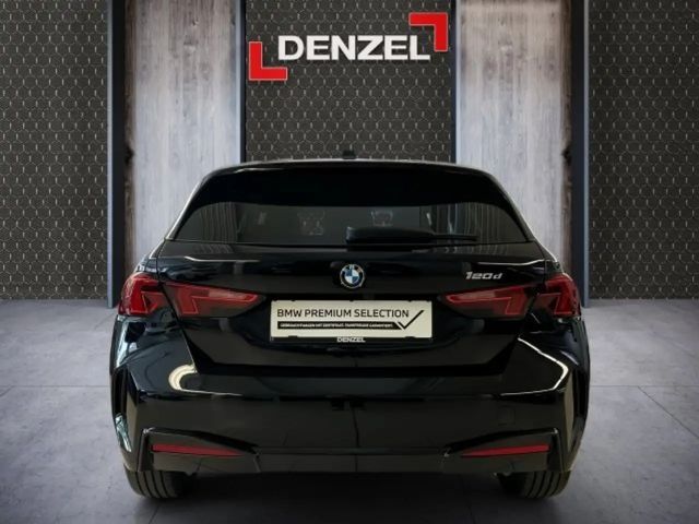 BMW 120 120d 5-deurs Sedan