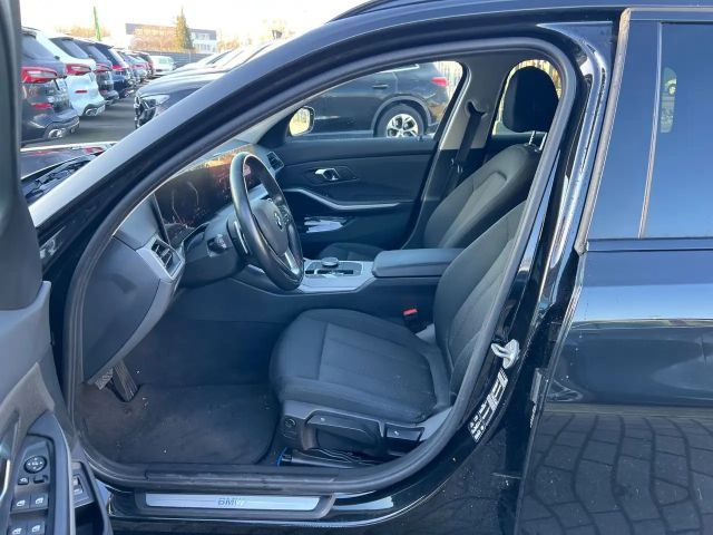 BMW 320 320d Touring xDrive