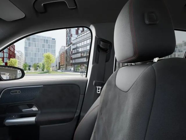 Mercedes-Benz EQA 350 4MATIC AMG Line