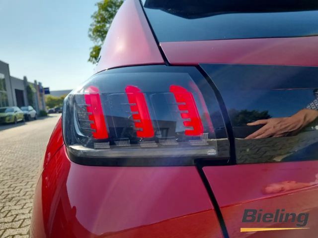 Peugeot 208 Navi Rückfahrkamera Einparkhile 1.Hand