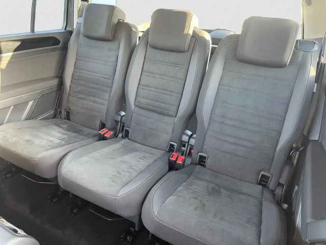 Volkswagen Touran DSG Highline R-Line