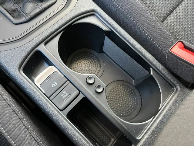 Volkswagen Touran 1.5 TSI DSG R-Line