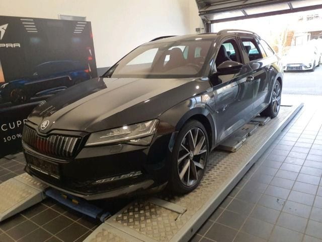 Skoda Superb Combi Sportline iV