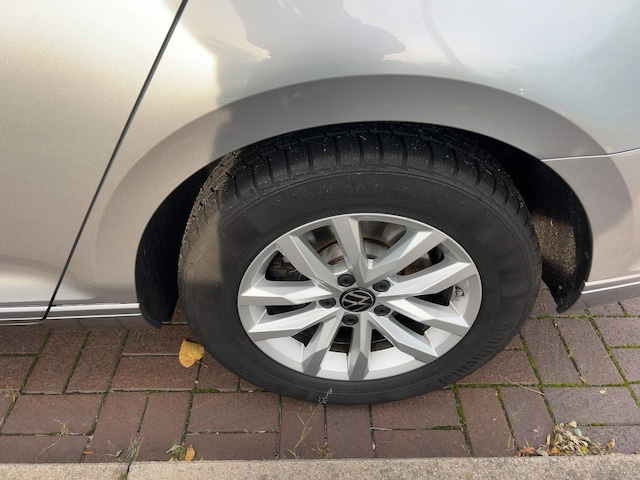 Volkswagen Passat 1.5 TSI Business DSG Variant