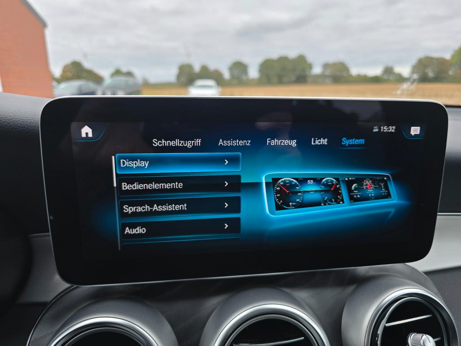 Mercedes-Benz GLC 300 4MATIC GLC 300 e