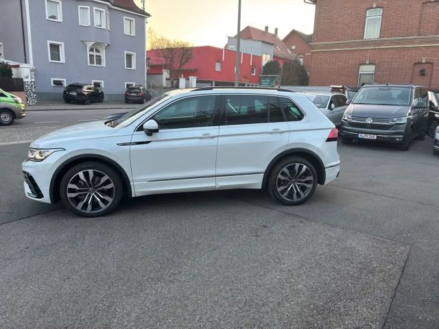 Volkswagen Tiguan 4Motion R-Line