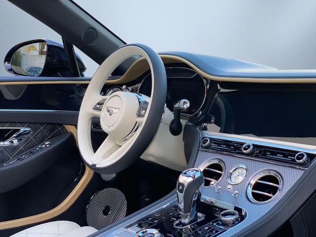 Bentley Continental GTC V8