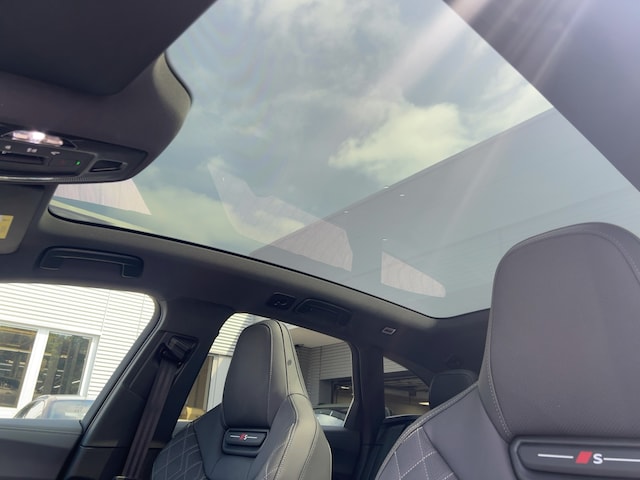 Audi S5 Avant S-Tronic