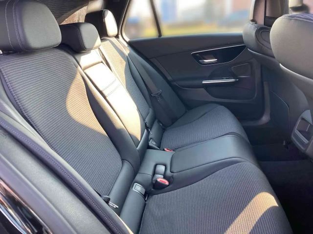 Mercedes-Benz C 200 AVANTGARDE Estate