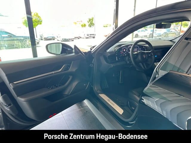 Porsche Taycan Performance Plus