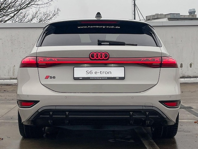 Audi A6 e-tron Avant Quattro