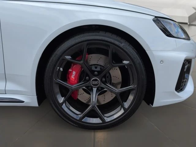 Audi RS4 Comp.+ Matrix ACC HuD Pano RS-AGA